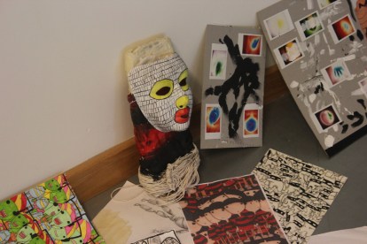 17.TenLittleMemoriesDundee -Puppet